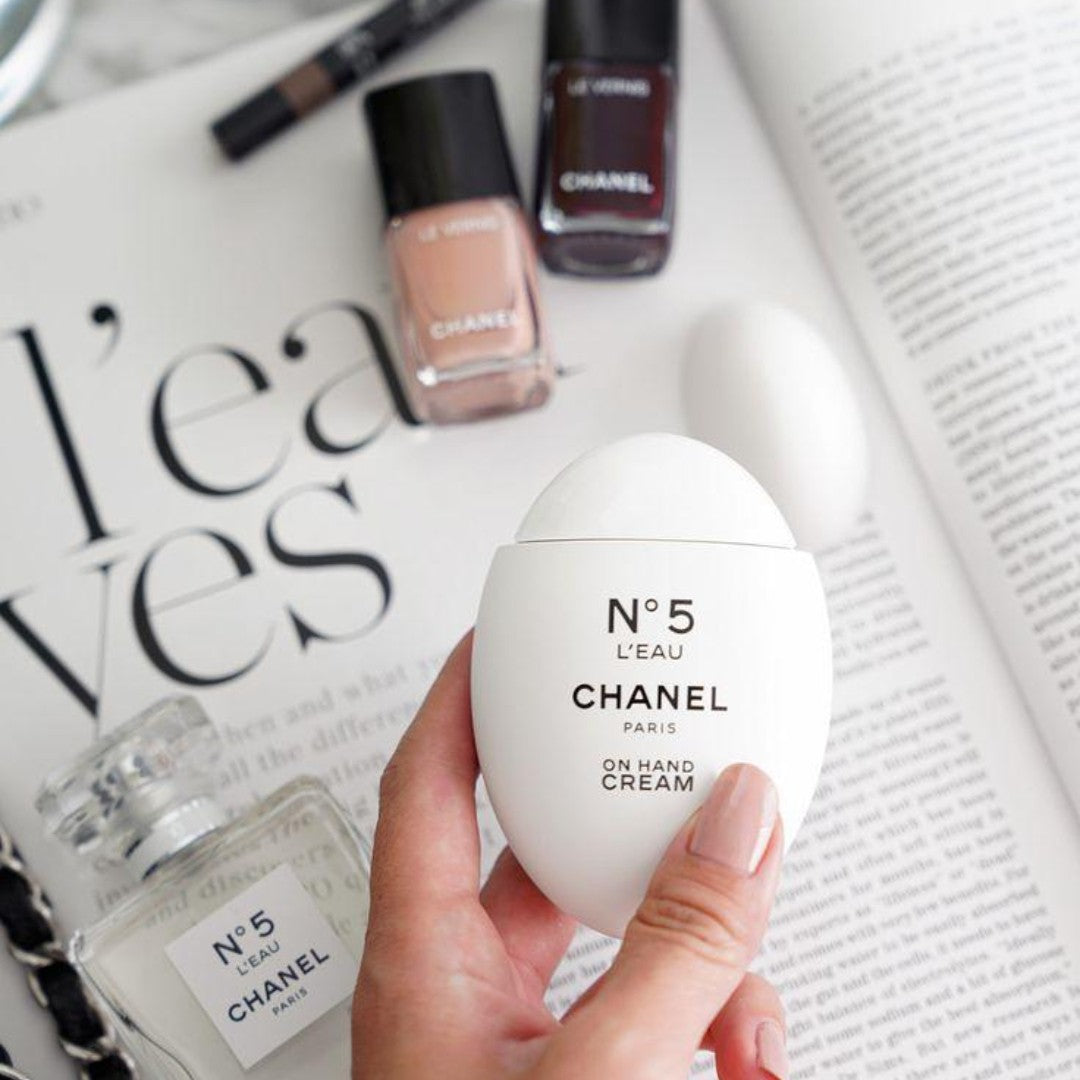 Chanel LA CRÈME MAIN - Nourish-Soften-Illuminate 50 ml