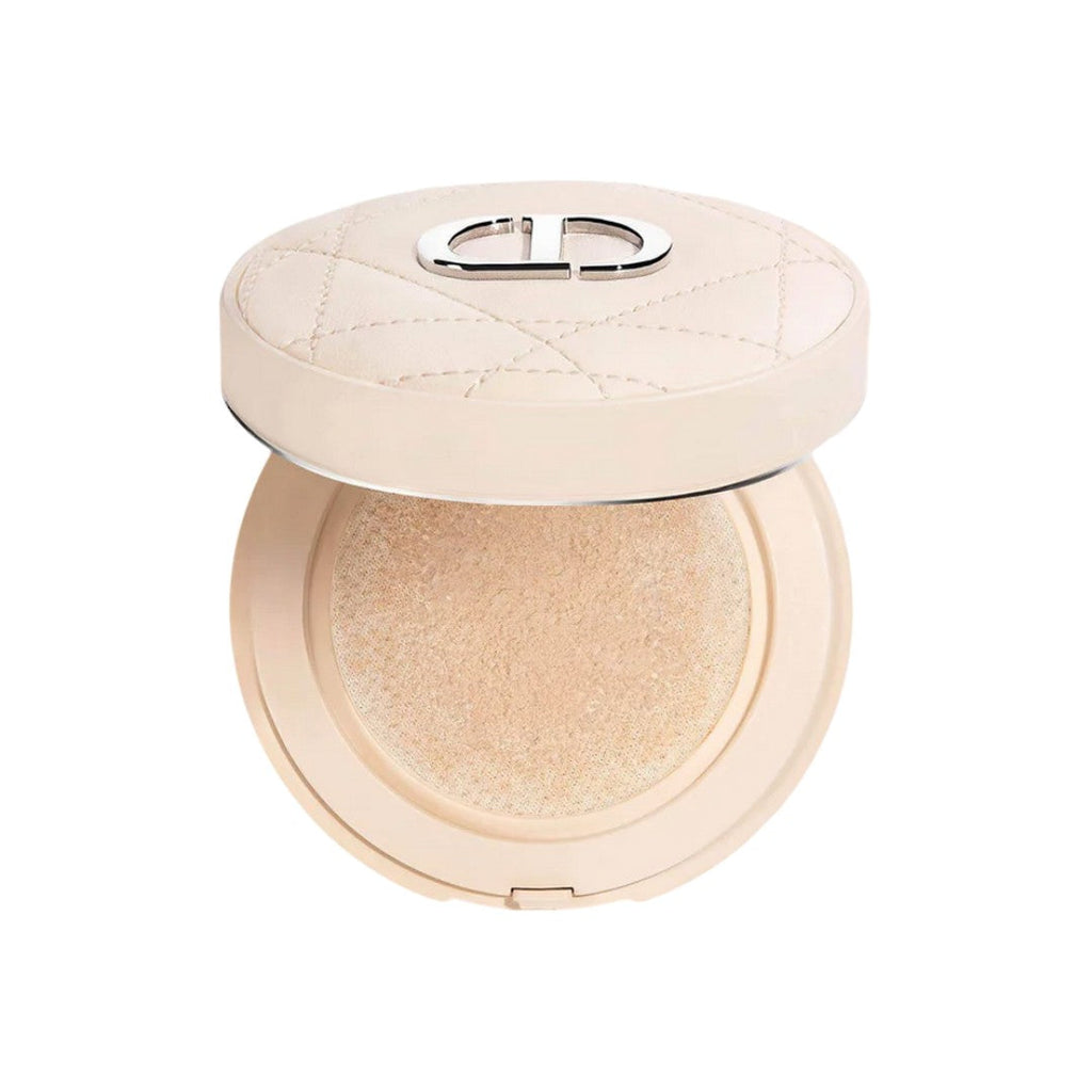 DIOR forever cushion powder ligh